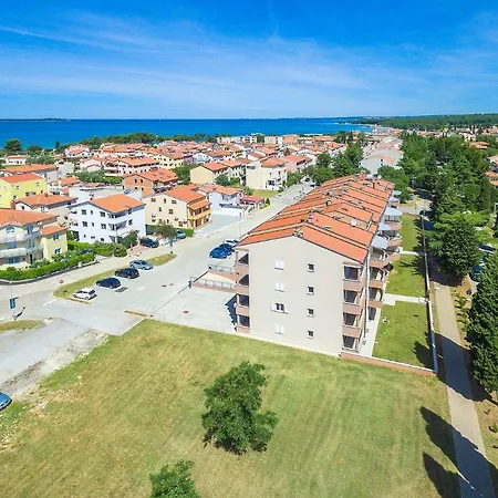 Adriatic Apartments Fažana Exterior foto