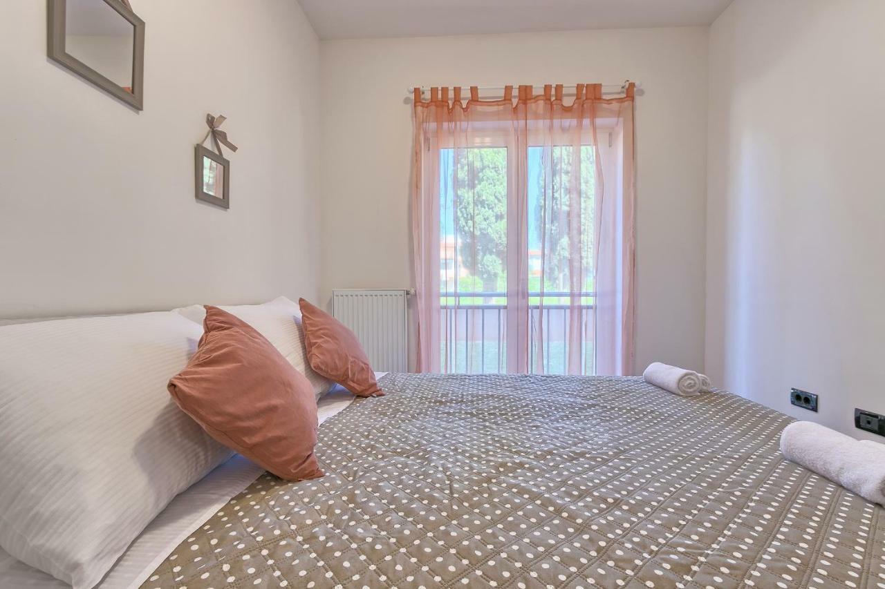 Adriatic Apartment *