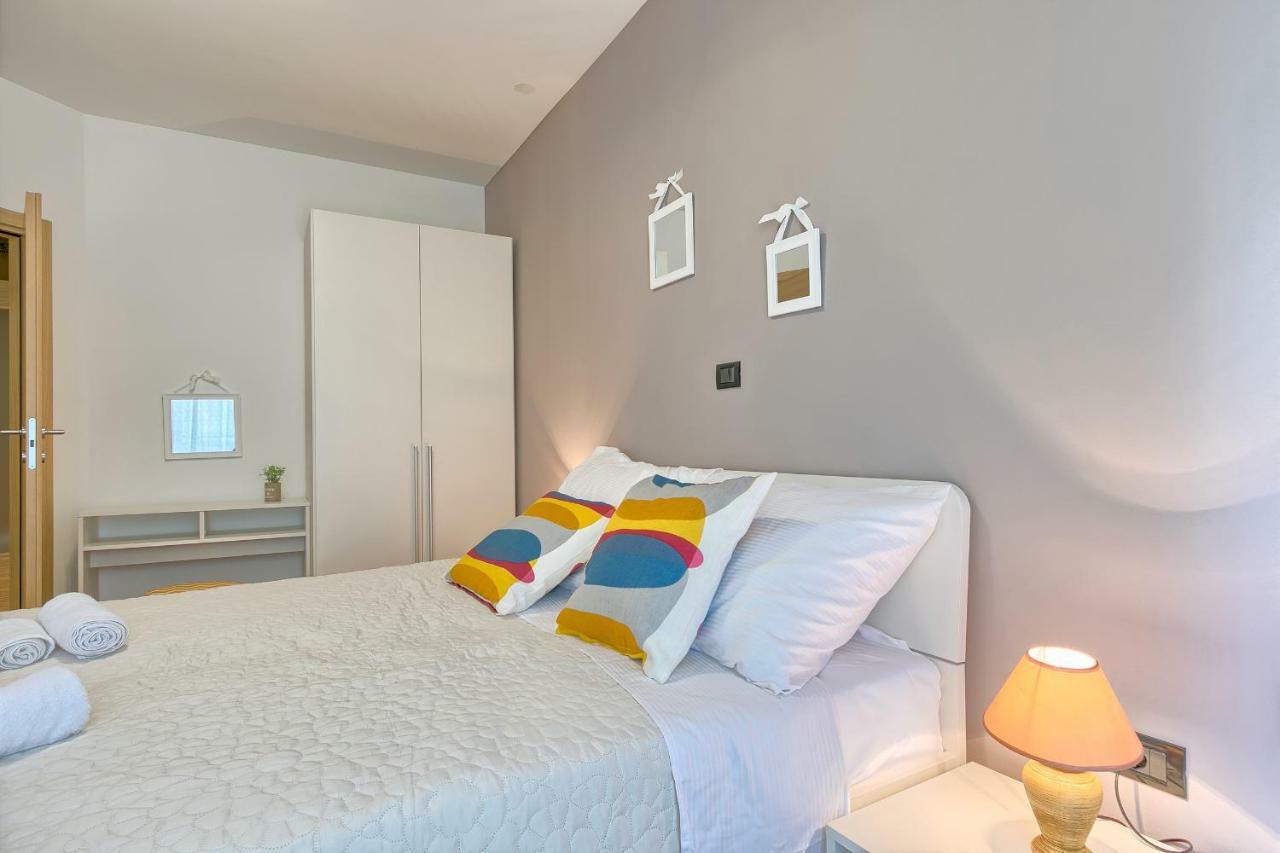 Adriatic Apartment *