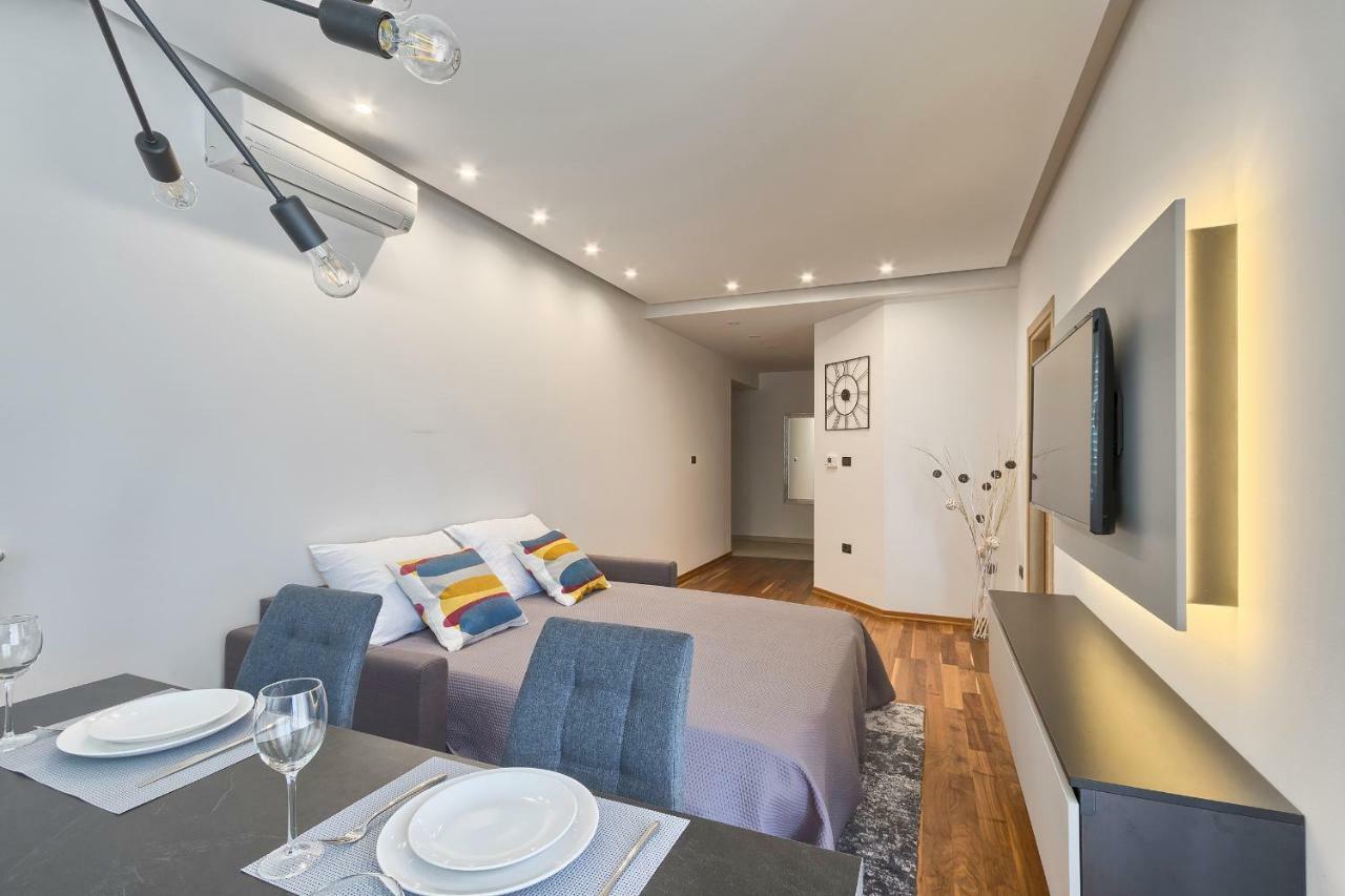 Adriatic Apartment *